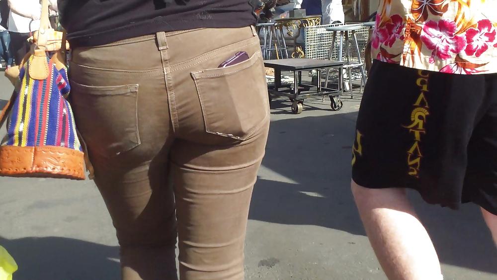25P Sexy beautiful tight teen ass & butt in brown jeans