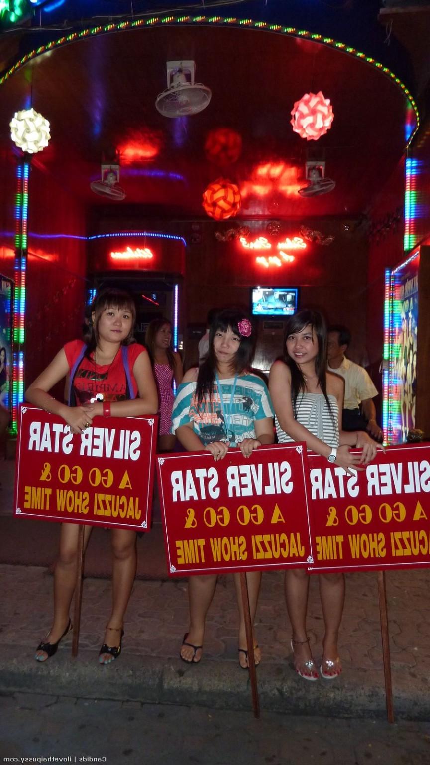 15P Hot Thai street whore no condom bareback raw sex asian slut tricked