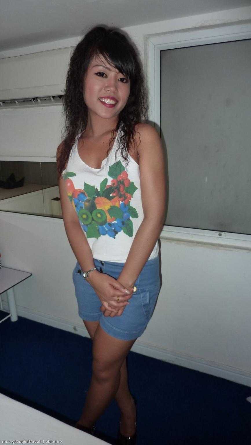 25P Hot Thai Whores love licking sex tourist assholes for money asian butt lovers