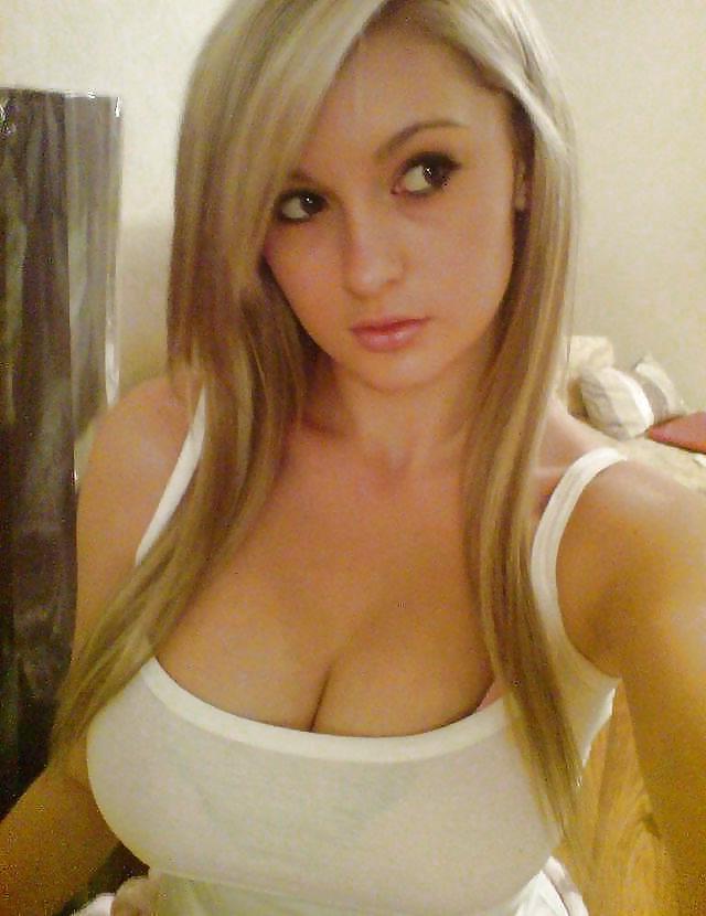 25P Not Nude But Very Hot Tits 08