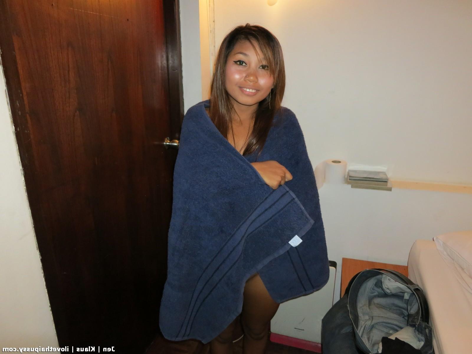 20P Sweet Thai Whore dirty pink pussy filled with cum hot asian hooker