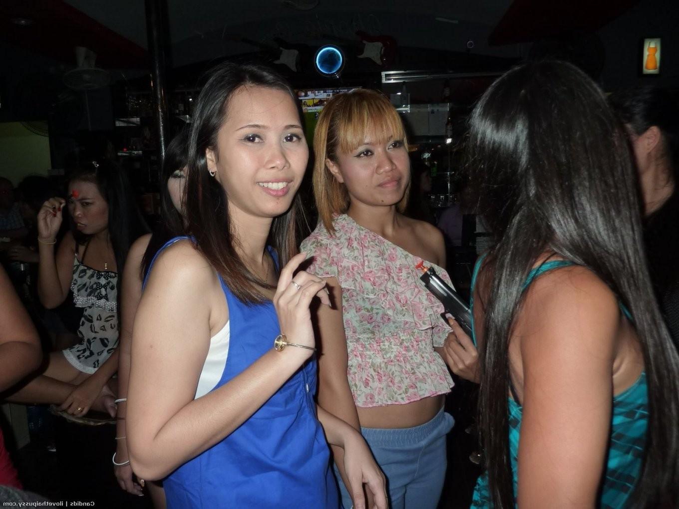25P Hot Drunk walking street babes drinking and party hard asian pussy