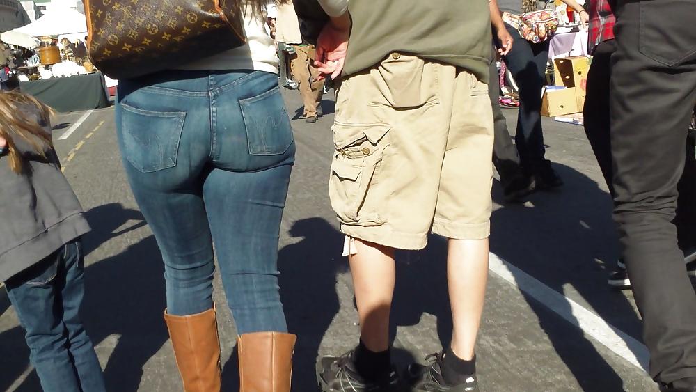 25P Nice big sexy teen bubble butt & ass in tight jeans
