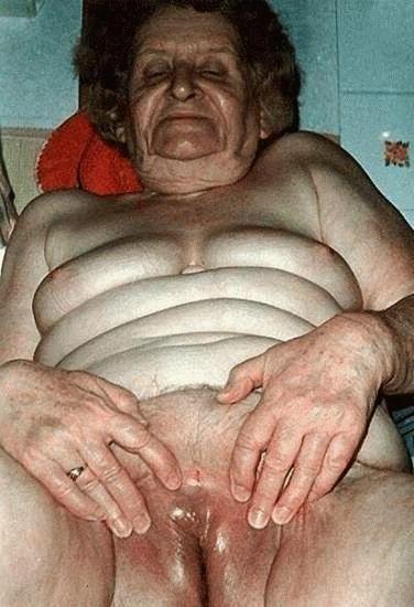 16P ovely old grandmothers