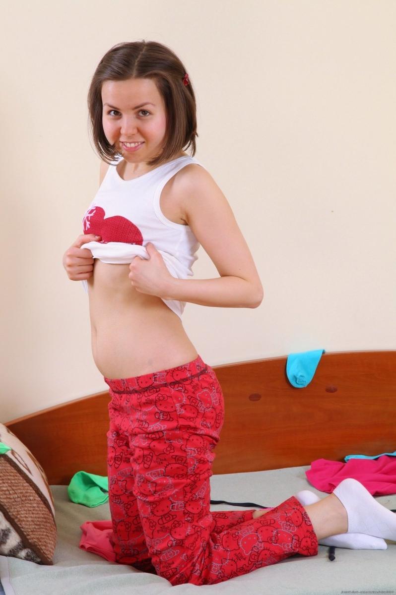 15P Tiny small tits teen peeling off her panties
