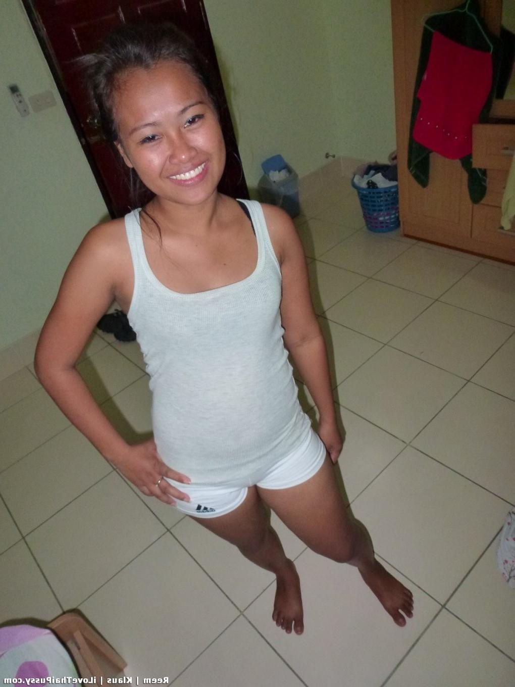 24P Barebacking a drunk thai whore hardcore adventure with sex tourist klaus asian s