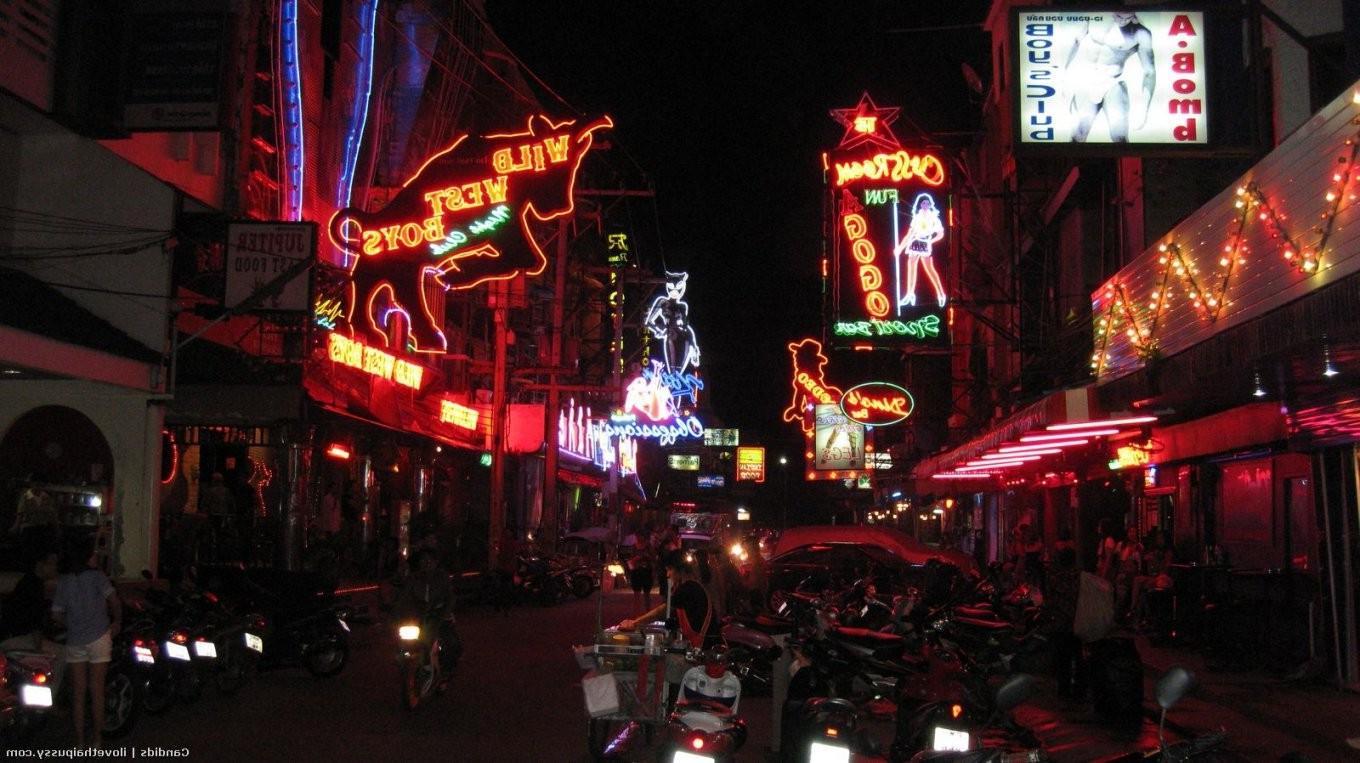 25P Petite Thai hooker penetrated bareback no condom by perverted sex tourist asian 