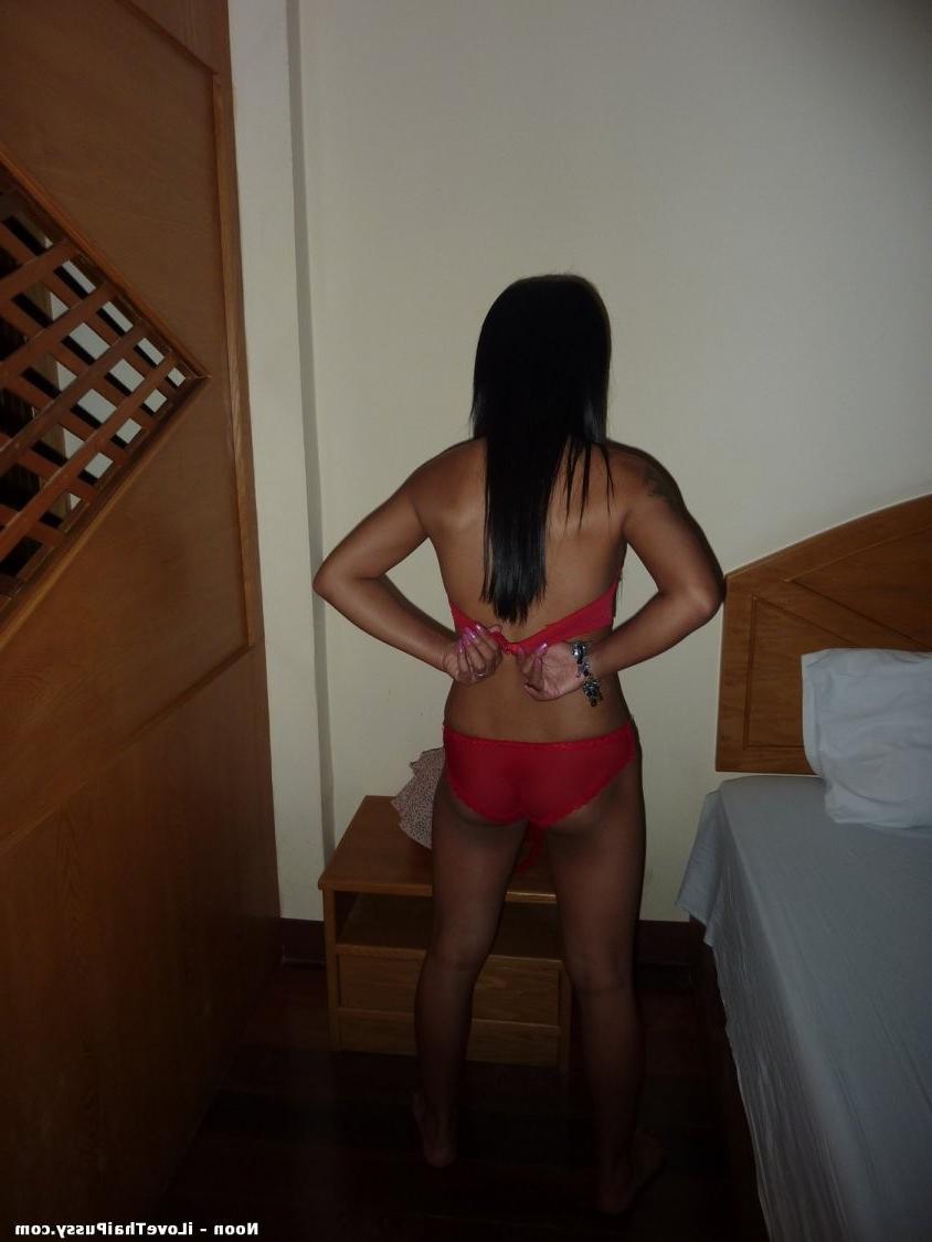 15P Silly thai whores fucked by klaus the sex tourist for money asian sluts