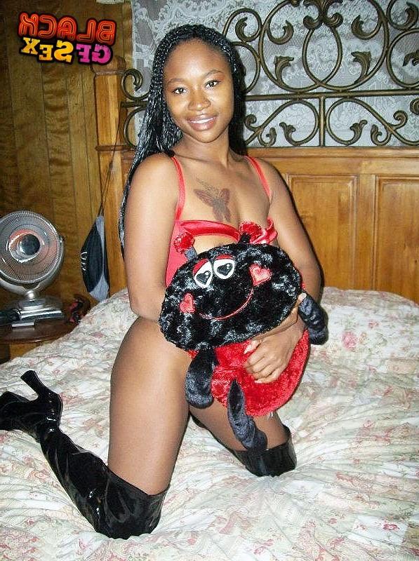 12P Raunchy sex games with my black girlfriend