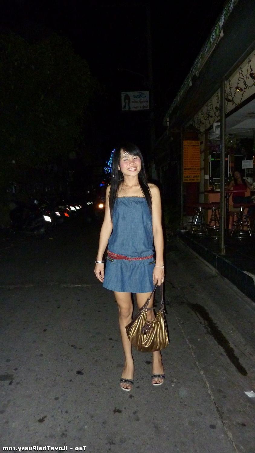 15P Drunk Thai Whores party with sex tourists and fuck for money asian sluts