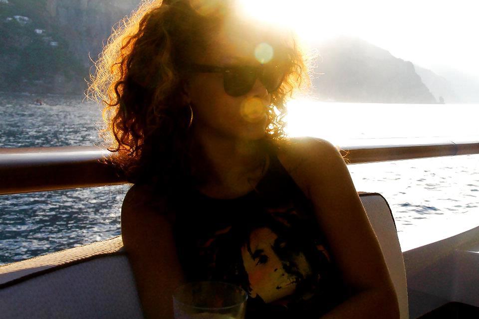 25P Rihanna, vacation Nov 2011, BIKINI, ASS shots