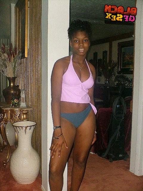 12P Nude black hotties posing and eating cock