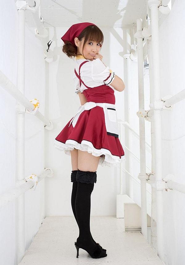 16P Meiko Asian teen model plays with small vibrator