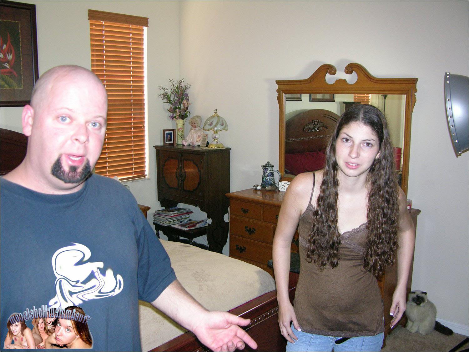 10P Fat And Hairy Skinhead Dude Bangs A Young Looking Teen Girl