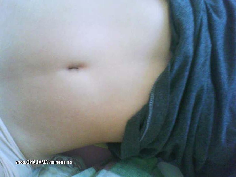 9P Picture set of a hot asian amateur hotel sex