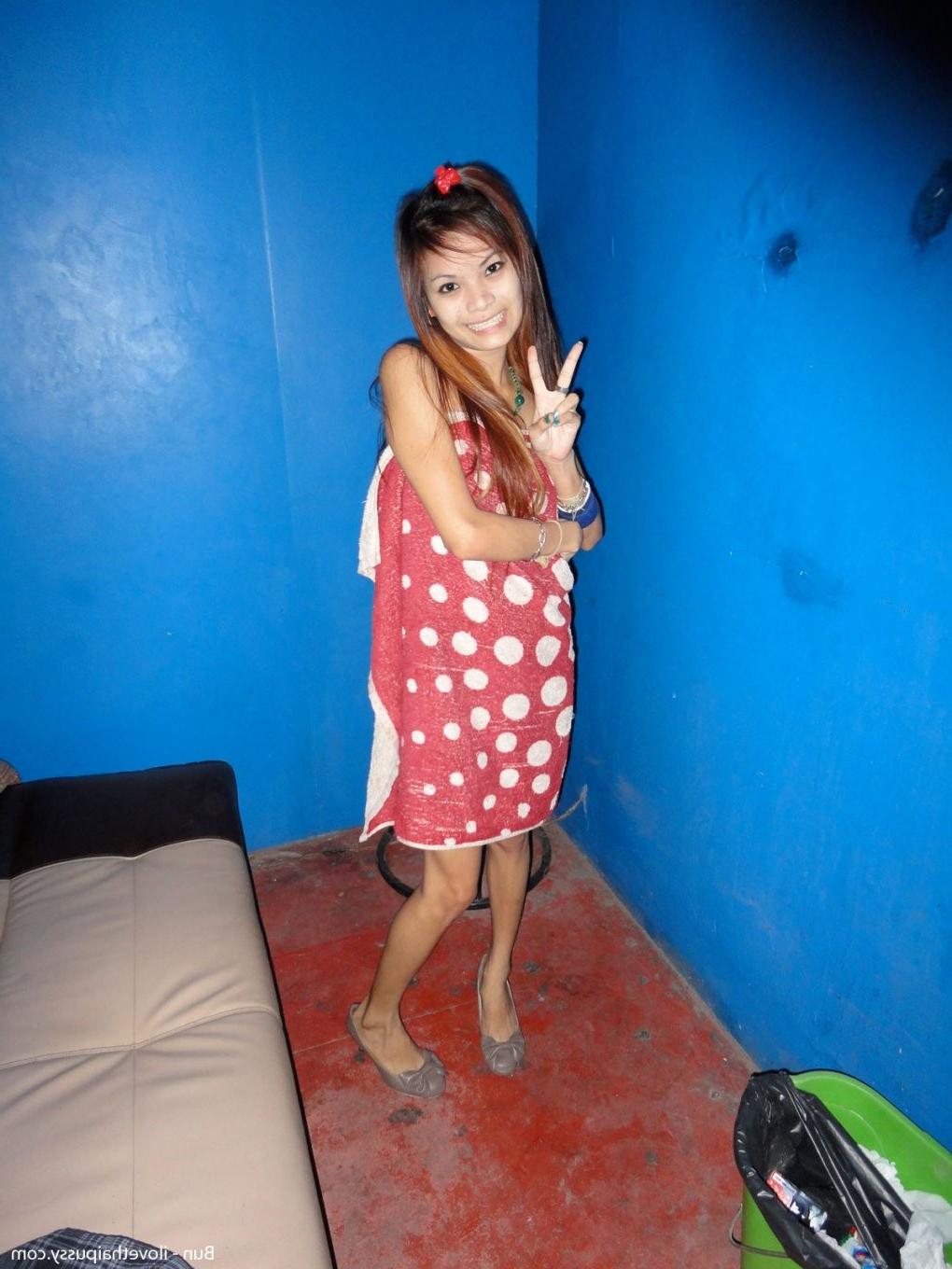 15P Real Street Hookers from the streets of Bangkok Thailand hot asian sluts