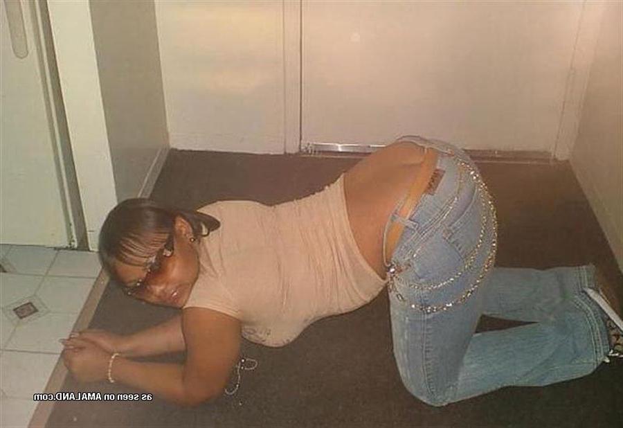 15P Hot Black Bbw Girlfriends Flashing Huge Monster Plumper Tits