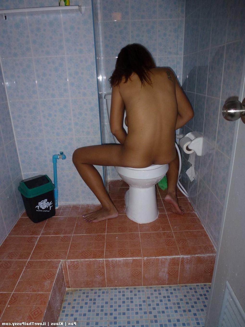 25P Dirty Thai Milf Fucked Bareback By A Crazy Sex Tourist Asian Slut