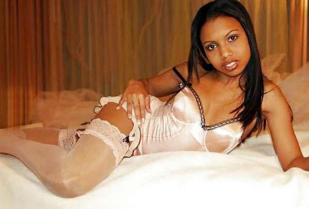 15P Black teen gfs naked and fucking gallery 7