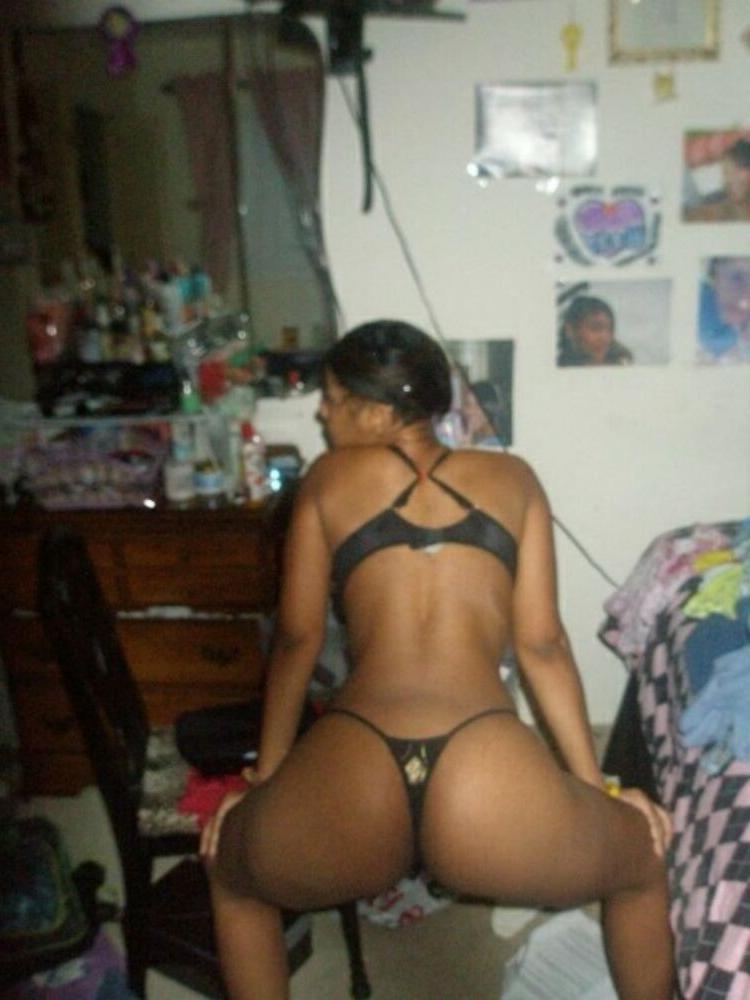 15P Black teen gfs naked and fucking gallery 1