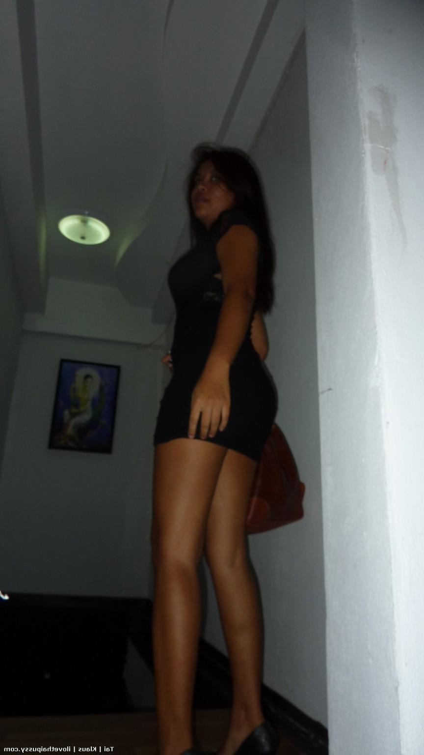 15P Big Butt Thai Whore Fucked Bareback No Condom For Money Asian Slut