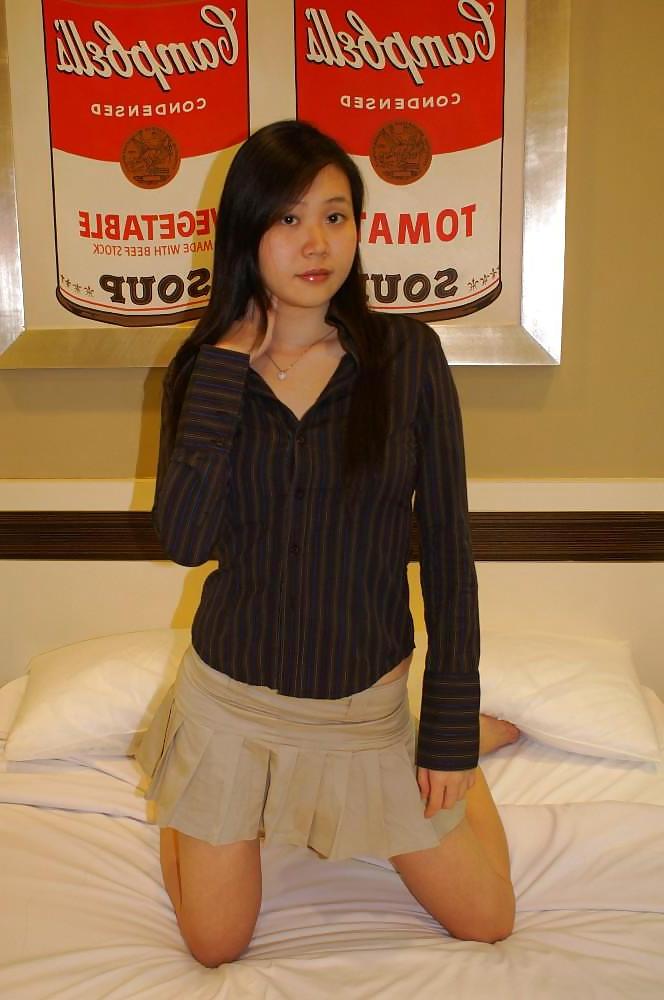 25P CUTE ASIAN - MICHELLE