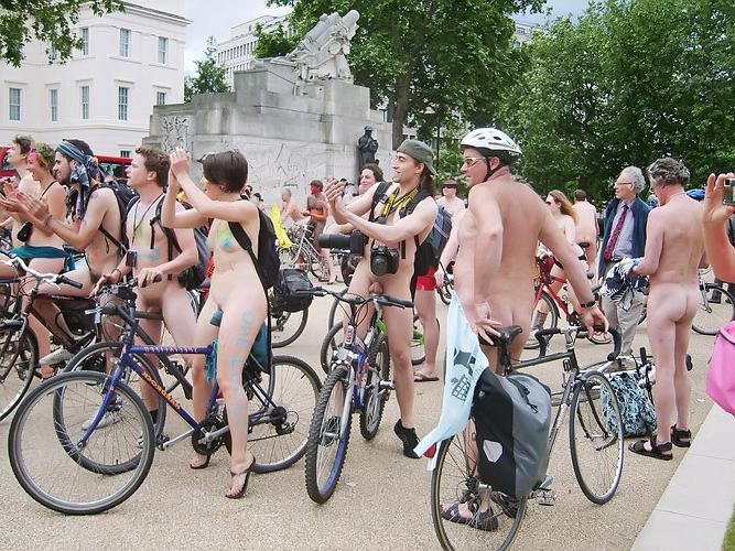 12P I Shot Some Pics of Naked Girls Riding Bicycles 