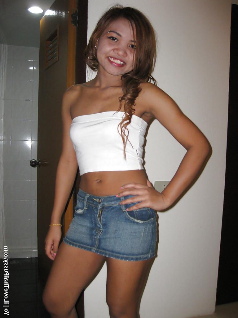 15P Pretty asian teen babe gives a blowjob and gets her tight holes drilled