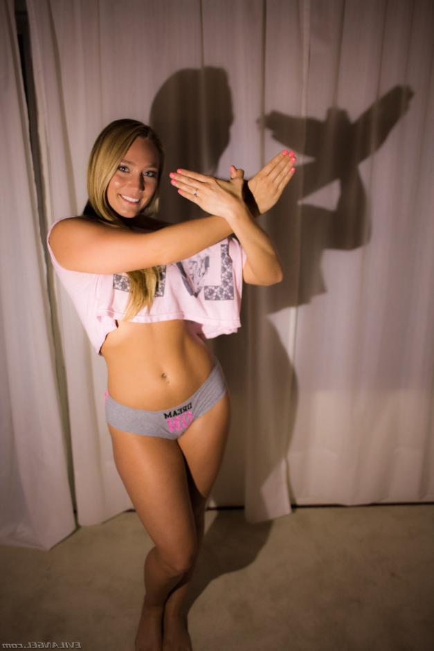 14P AJ Applegate Manhandled
