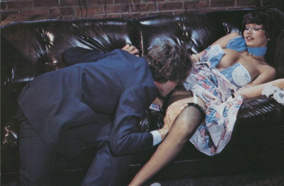 12P Vintage pornstar Desiree Cousteau double fucked in threesome xxx