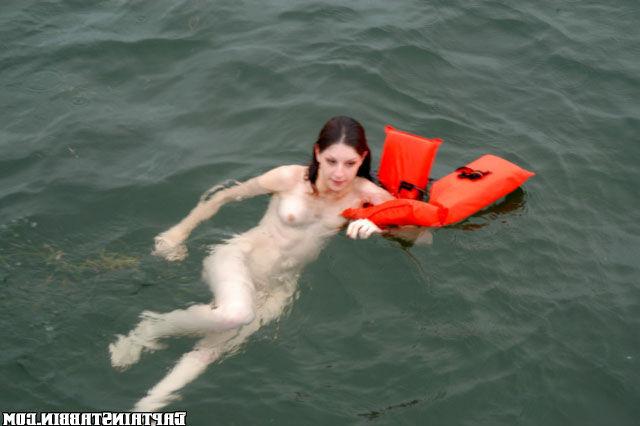 12P 12 pics and 1 movie of Tara from Captain Stabbin