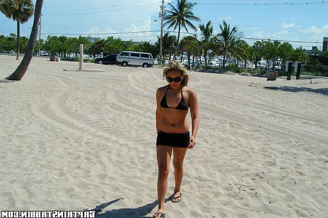 12P 12 pics and 1 movie of Jade from Captain Stabbin