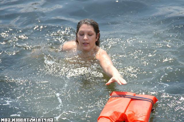 12P 12 pics and 1 movie of Shelby from Captain Stabbin