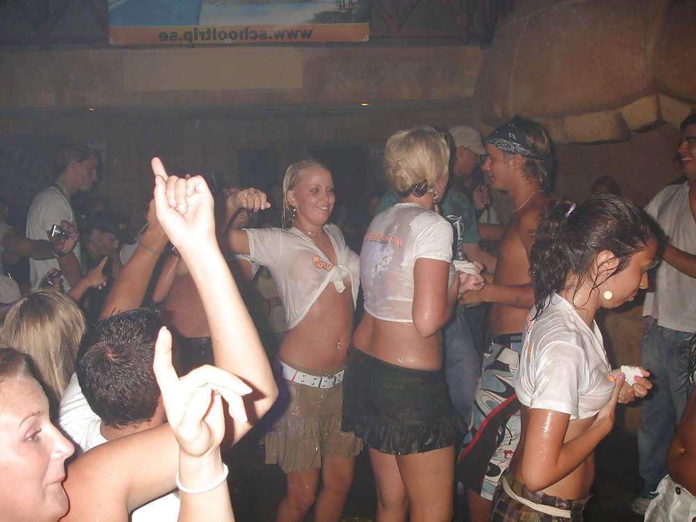 25P Sex Convention party