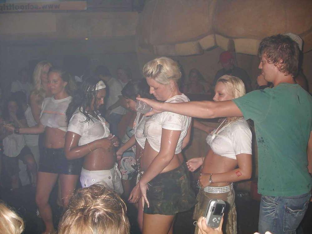25P Sex Convention party