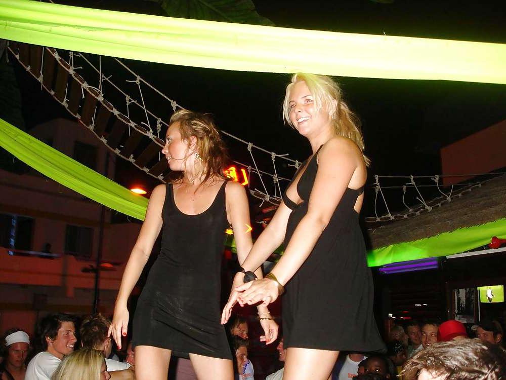 25P Sex Convention party