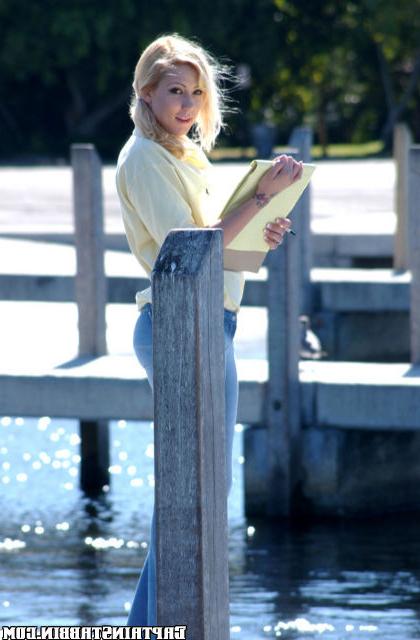 12P 12 pics and 1 movie of Claire from Captain Stabbin
