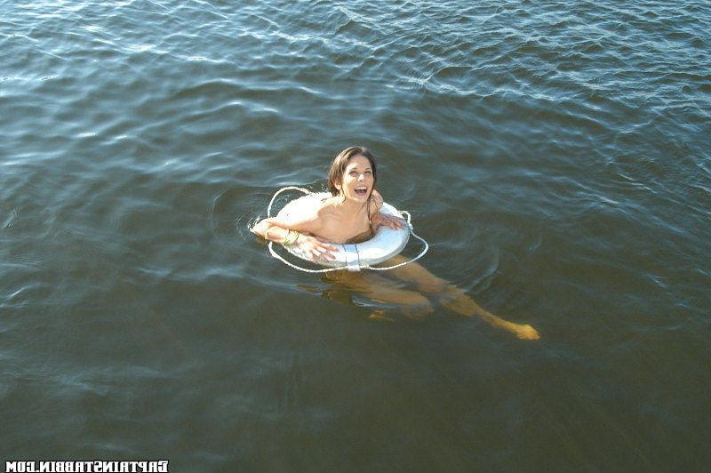 12P 12 pics and 1 movie of Gia from Captain Stabbin