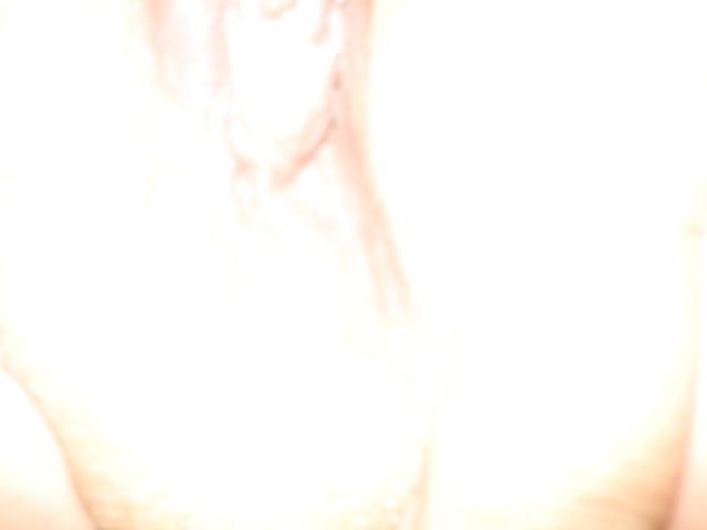 21P Sadie Rubbing Her Pussy Raw