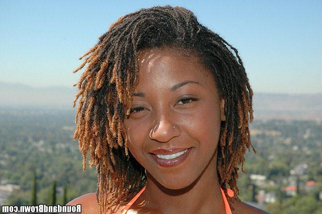 11P Check out this sexy ebony babe get down and dirty with her man