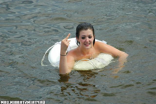12P 12 pics and 1 movie of Brianna from Captain Stabbin