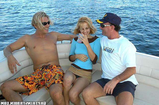 12P 12 pics and 1 movie of Cynthia from Captain Stabbin