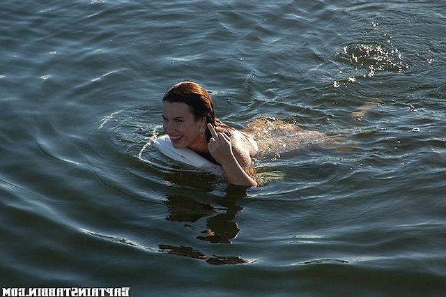 12P 12 pics and 1 movie of Cloey from Captain Stabbin