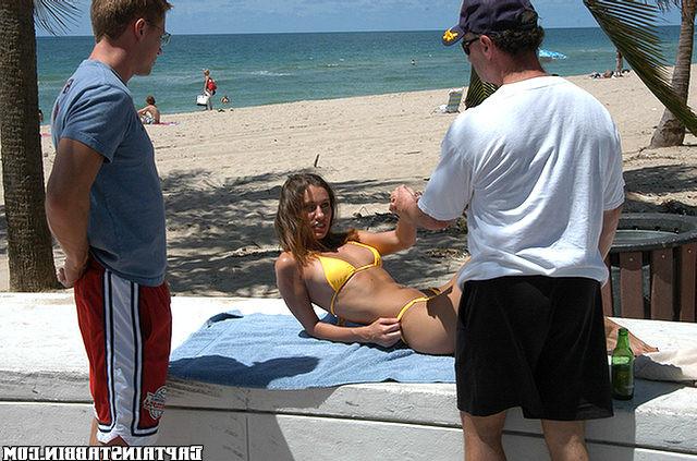 12P 12 pics and 1 movie of Celia from Captain Stabbin