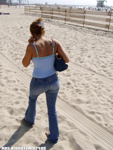 12P 12 pics and 1 movie of Vanessa from Captain Stabbin