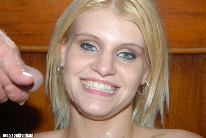 12P 12 pics and 1 movie of Alisha from Captain Stabbin