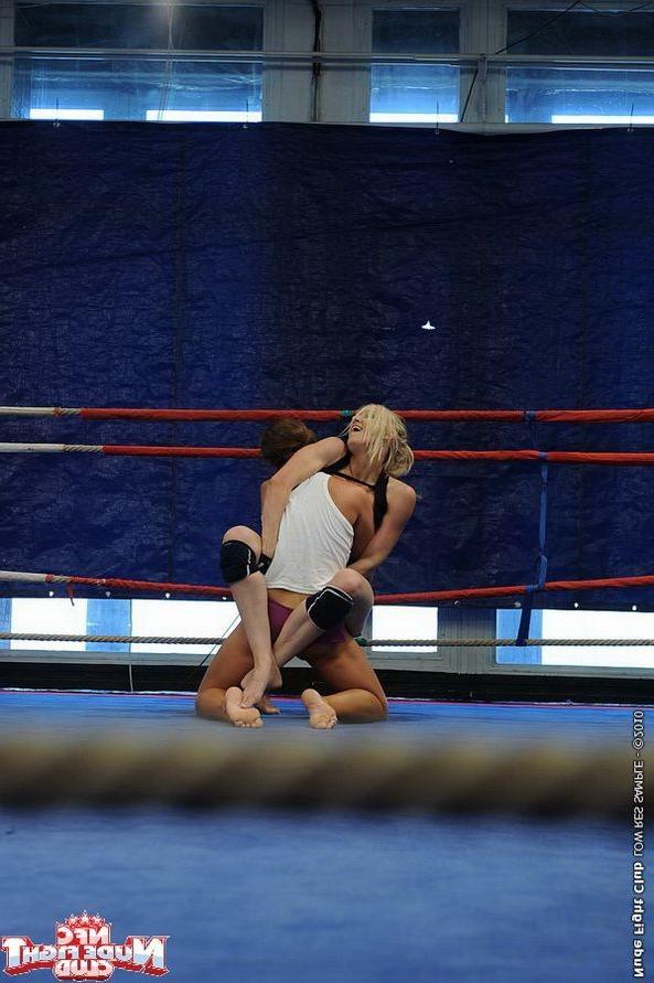 16P Angel Long and Chaty Heaven in lesbo fighting action