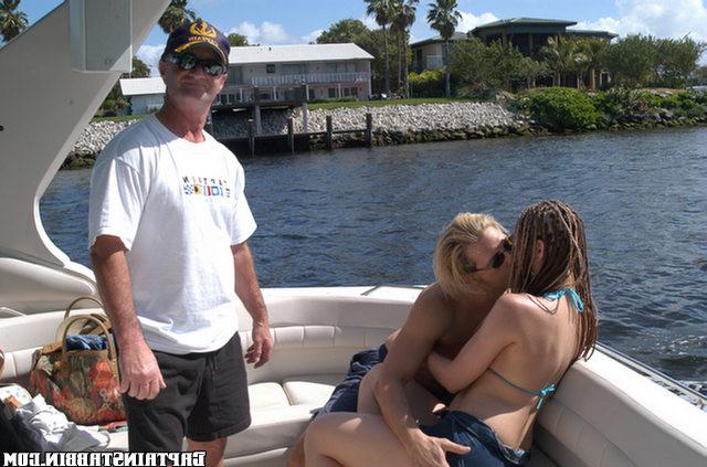 12P 12 pics and 1 movie of Alexis from Captain Stabbin
