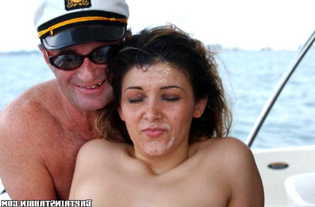 12P 12 pics and 1 movie of Jeanie from Captain Stabbin
