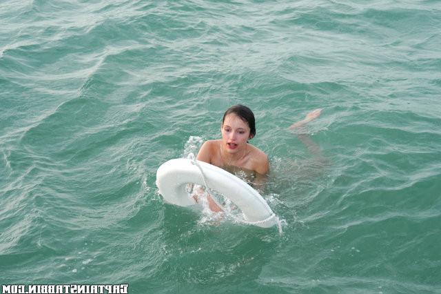 12P 12 pics and 1 movie of Carolyn from Captain Stabbin